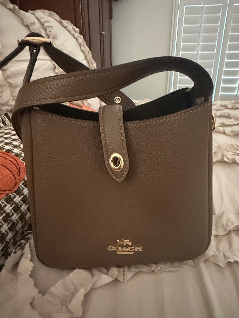Coach Outlet Hadley Mini Crossbody Bag